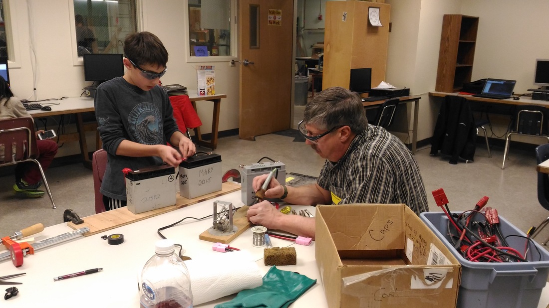 photo: build_robo-battery-maint_orig.jpg