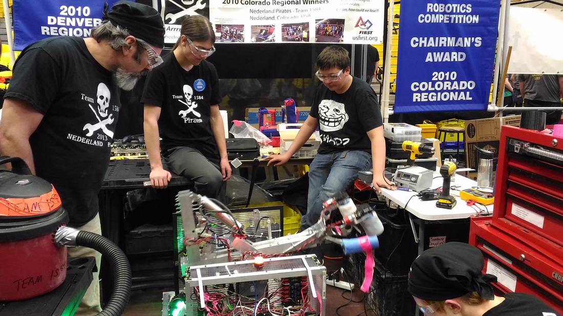 photo: regionals_robo-pit-bot-testing-2_orig.jpg